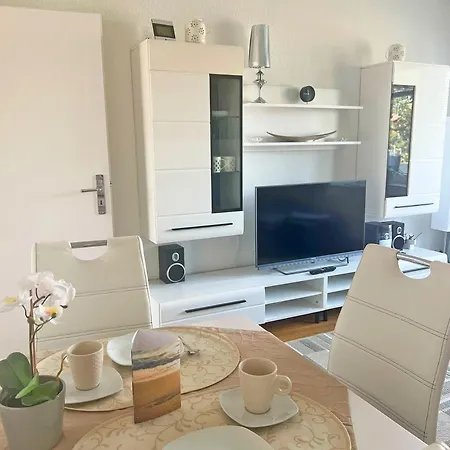 Apartment Moewenstrasse 14 Whg 4 *